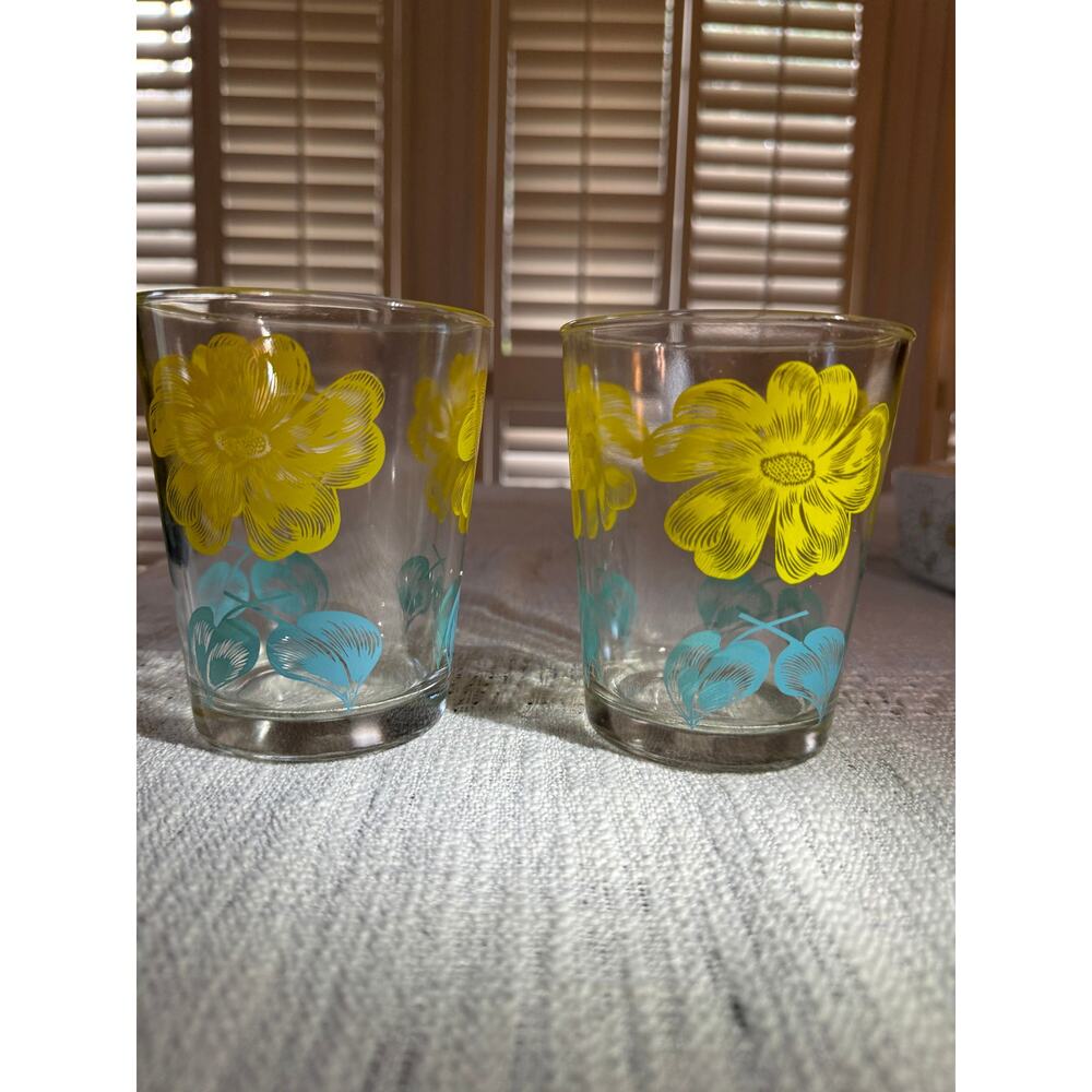 Vintage Mystic Illusion Dahlia Old Fashioned Glasses (Set of 2)
